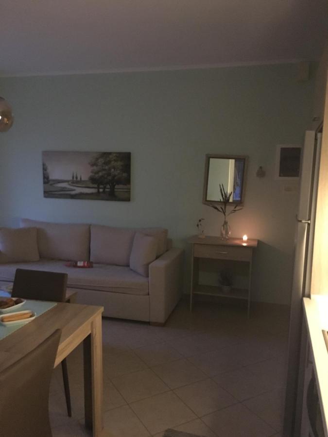 Flower Apartment Resmo Dış mekan fotoğraf
