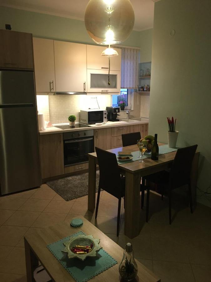 Flower Apartment Resmo Dış mekan fotoğraf